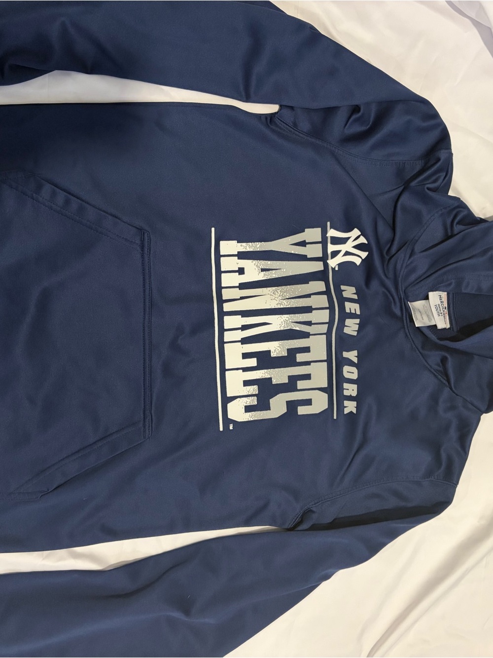 Genuine Merchandise Navy New York Yankees Pullover Hoodie